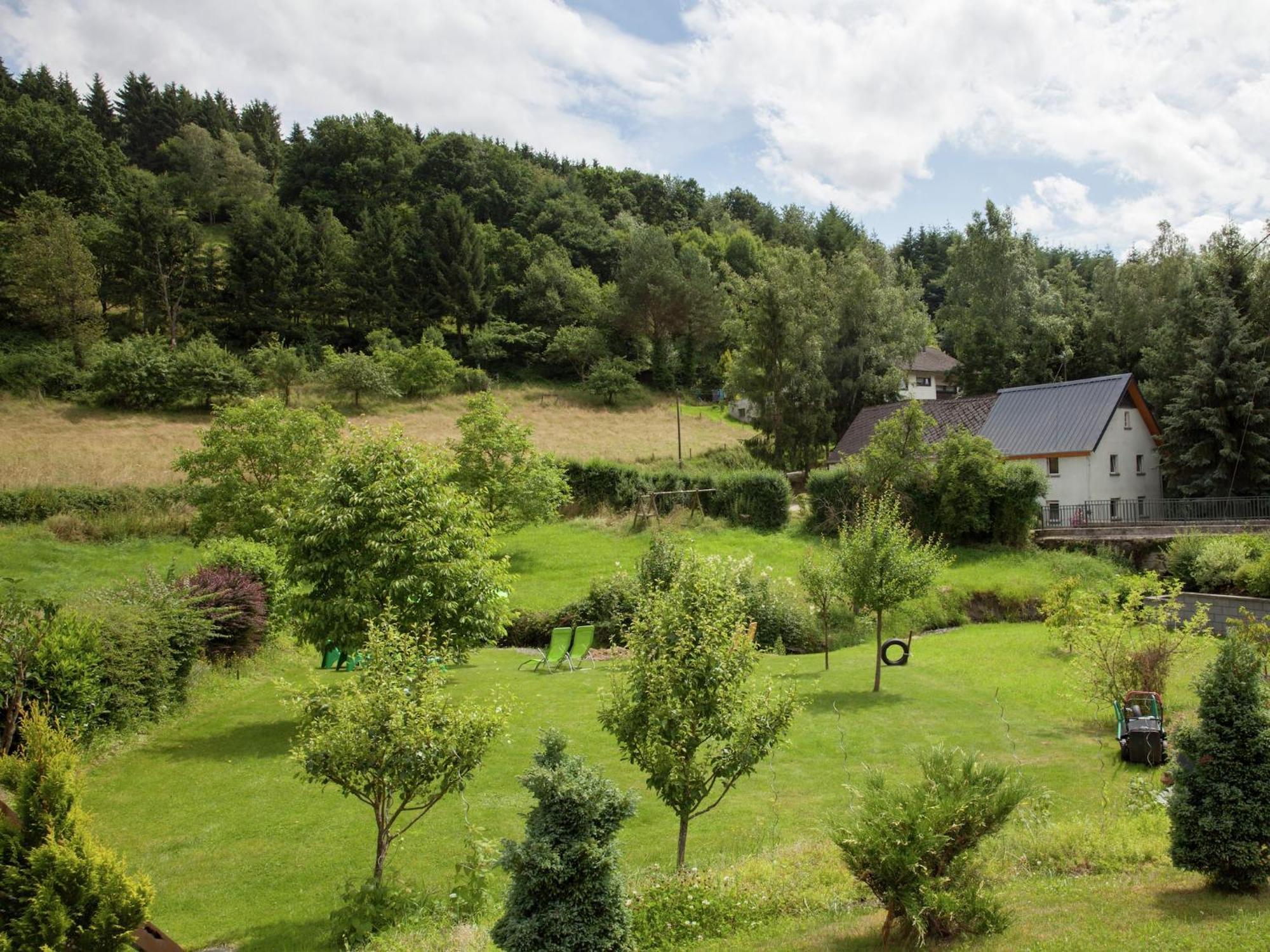 A Modern Apartment In The Hunsr Ck Region S Romantic Drohn Valley Merschbach エクステリア 写真