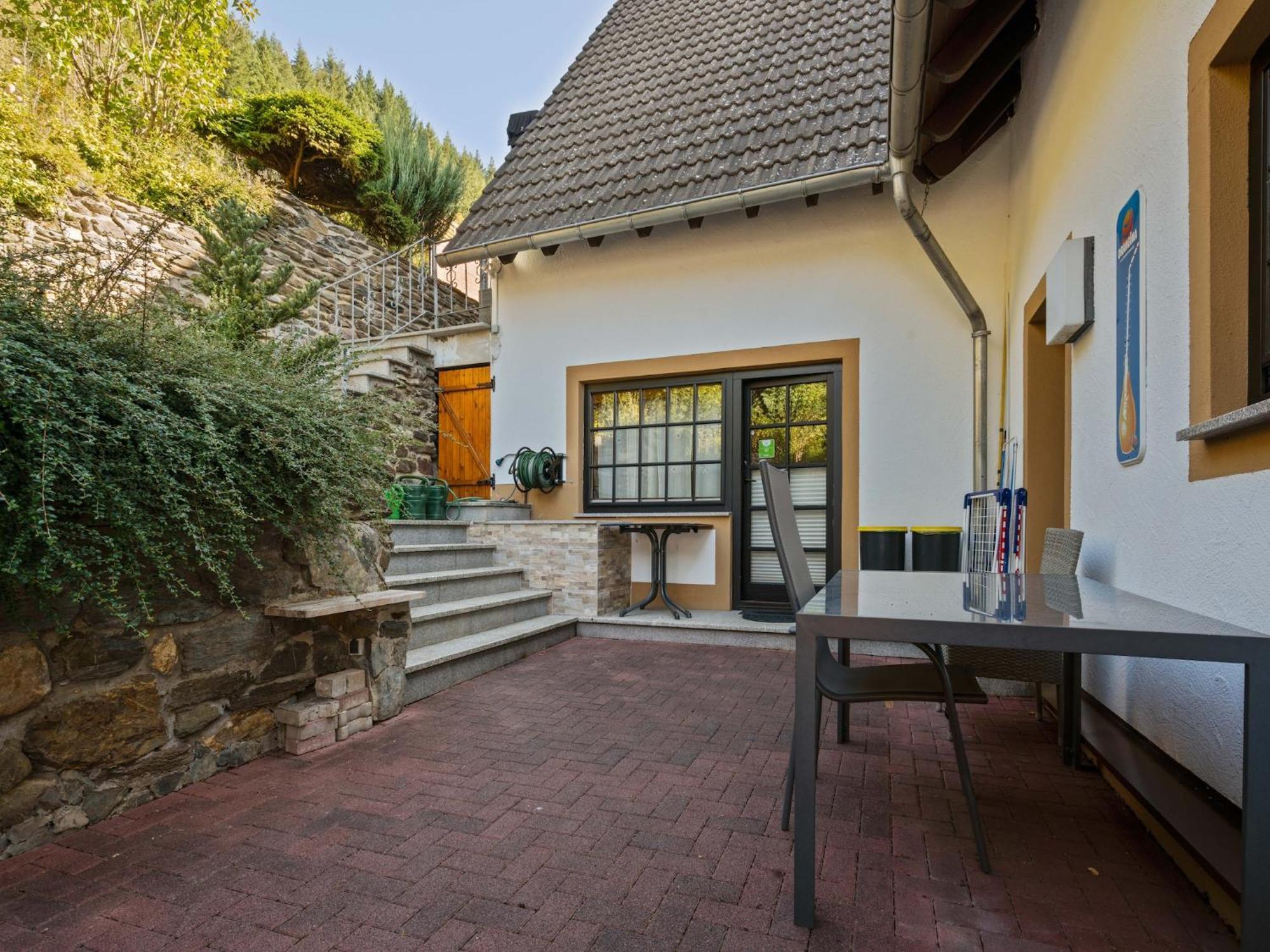 A Modern Apartment In The Hunsr Ck Region S Romantic Drohn Valley Merschbach エクステリア 写真